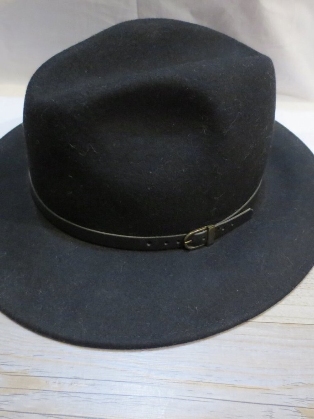 Fedora Hat Womens Black Wool Gelso Bianco Italy Fashion Hat w/ Belt Accent